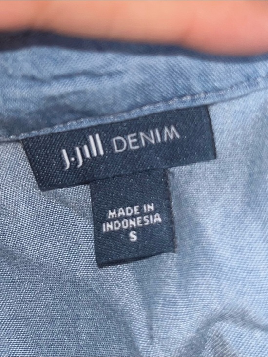 J. Jill Chambray Denim Tunic Blouse Size Small - Picture 8 of 9